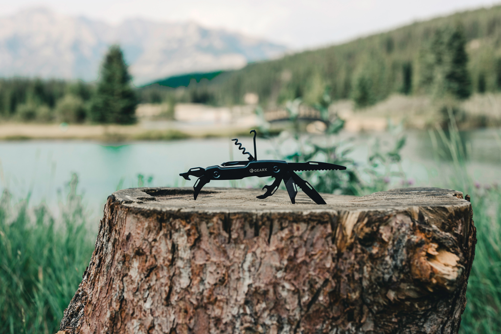 Pflanze, Baum, Holz, Baumstumpf, Pistole, Multitool, Schweizer Messer, Metall, Schwarz, Baumstumpf